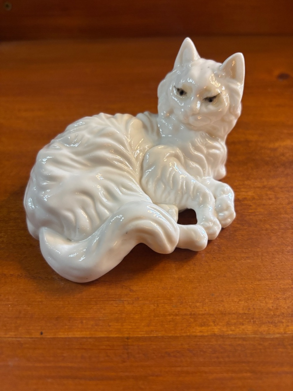 White Porcelain Cat Figurine - Lenwile China - Made in Japan
